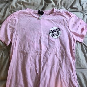pink santa cruz t-shirt (never worn)